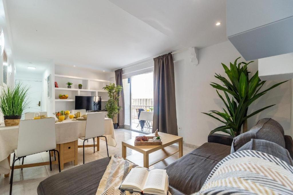 Seaside Boutique Apartment フエンヒロラ エクステリア 写真