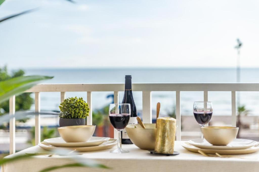 Seaside Boutique Apartment フエンヒロラ エクステリア 写真